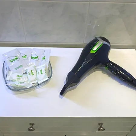 Ferienhaus La Pace, Il Sole, Il Mare - Casa Indipendente Vista Mare, Posto Auto Privato, Ampio Spazio Esterno Attrezzato, A Pochi Minuti Dalle Spiagge Sanremo