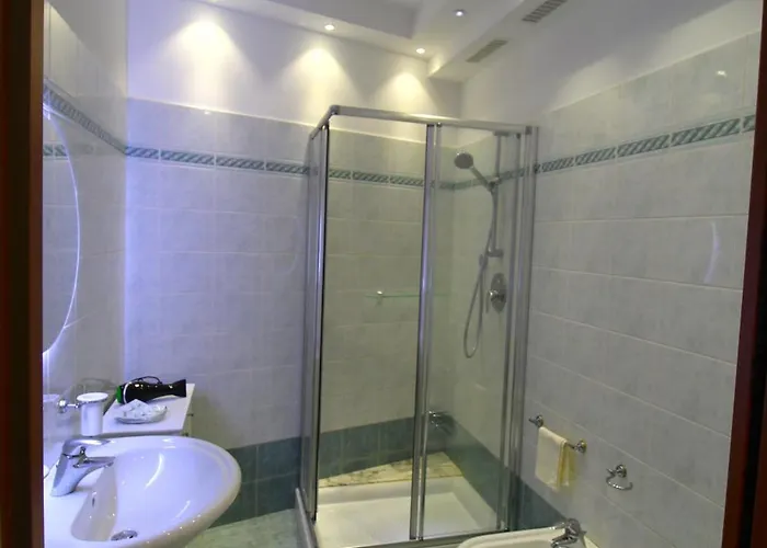 La Pace, Il Sole, Il Mare - Casa Indipendente Vista Mare, Posto Auto Privato, Ampio Spazio Esterno Attrezzato, A Pochi Minuti Dalle Spiagge Casa de Férias Sanremo