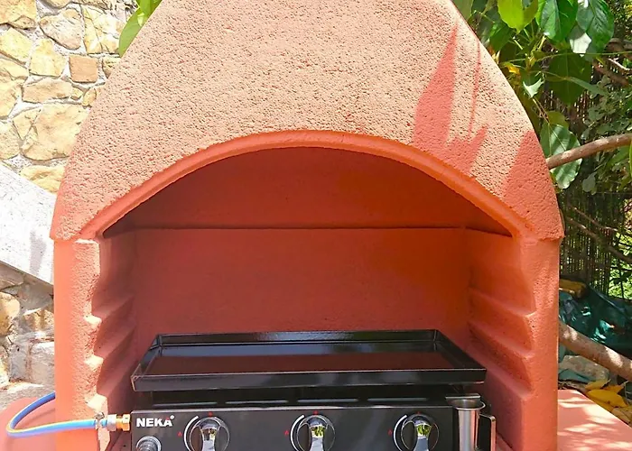 La Pace, Il Sole, Il Mare - Casa Indipendente Vista Mare, Posto Auto Privato, Ampio Spazio Esterno Attrezzato, A Pochi Minuti Dalle Spiagge Sanremo