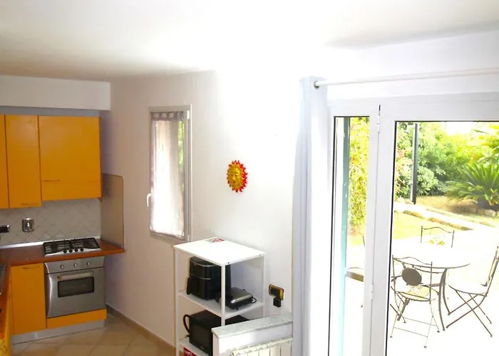 La Pace, Il Sole, Il Mare - Casa Indipendente Vista Mare, Posto Auto Privato, Ampio Spazio Esterno Attrezzato, A Pochi Minuti Dalle Spiagge Casa de Férias *