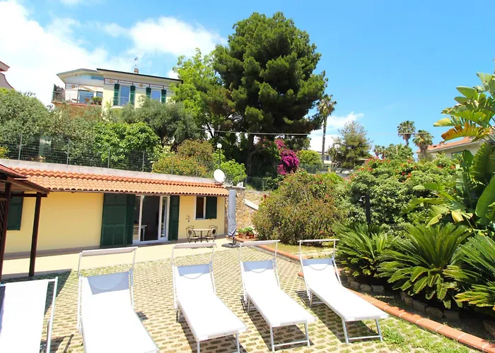 La Pace, Il Sole, Il Mare - Casa Indipendente Vista Mare, Posto Auto Privato, Ampio Spazio Esterno Attrezzato, A Pochi Minuti Dalle Spiagge *